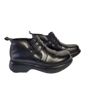 DANSKO LEATHER COMFORT SLIP-ON BOOTIES W/SIDE STRETCH BANDS SIZE 39/8  B…